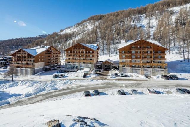Les Terrasses De Labrau- Les Chalets Du Verdon Allos Exterior foto